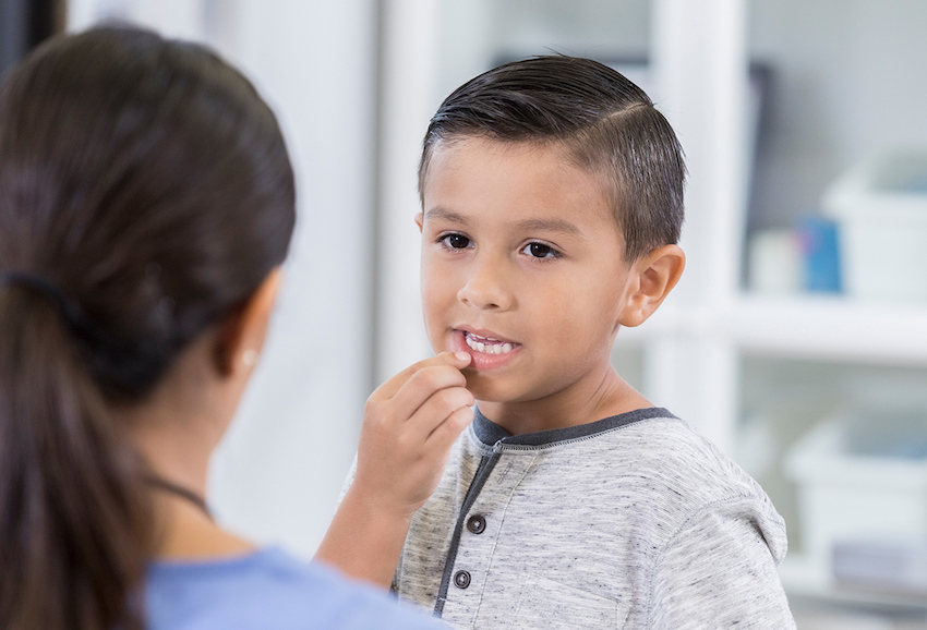 La importancia de los buenos hábitos de higiene bucal en niños y adultos